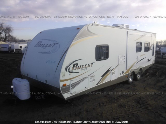 4YDT27827BD420823 - 2011 KEYSTONE BULLET WHITE photo 2