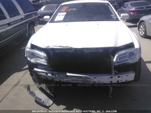 2C3CCAAG0FH766471 - 2015 CHRYSLER 300 LIMITED WHITE photo 6