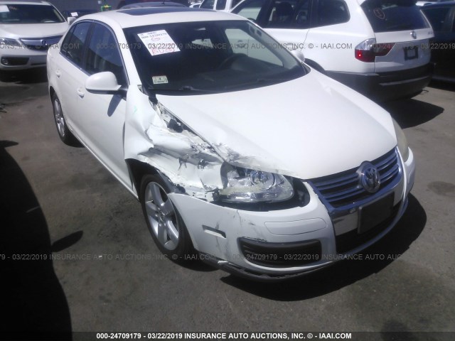 3VWRZ71K18M188717 - 2008 VOLKSWAGEN JETTA SE/SEL WHITE photo 6