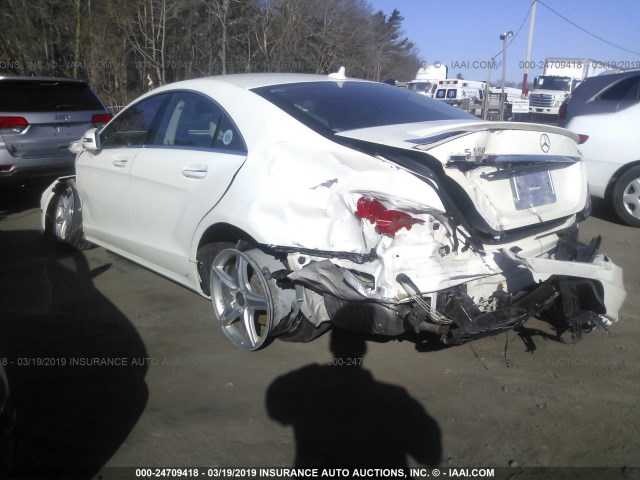 WDDLJ9BB6CA036468 - 2012 MERCEDES-BENZ CLS 550 4MATIC WHITE photo 3