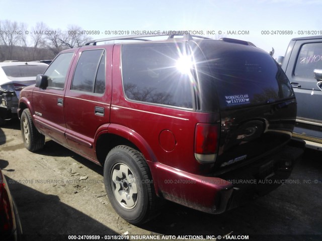 1GNDT13XX4K121322 - 2004 CHEVROLET BLAZER RED photo 3