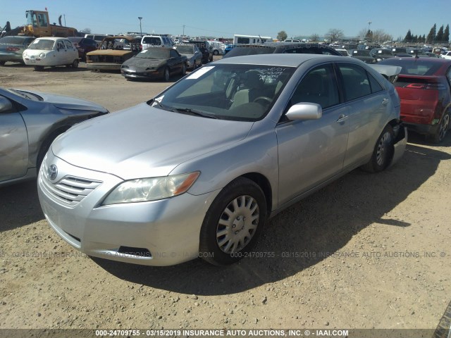 4T1BE46K27U525716 - 2007 TOYOTA CAMRY NEW GENERAT CE/LE/XLE/SE SILVER photo 2