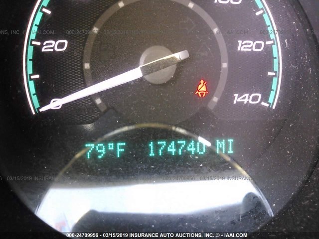 1G1ZC5EB4AF238334 - 2010 CHEVROLET MALIBU 1LT 银色 照片 7