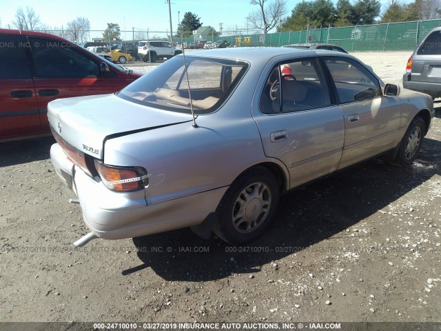 4T1GK13E7RU036100 - 1994 TOYOTA CAMRY XLE SILVER photo 4