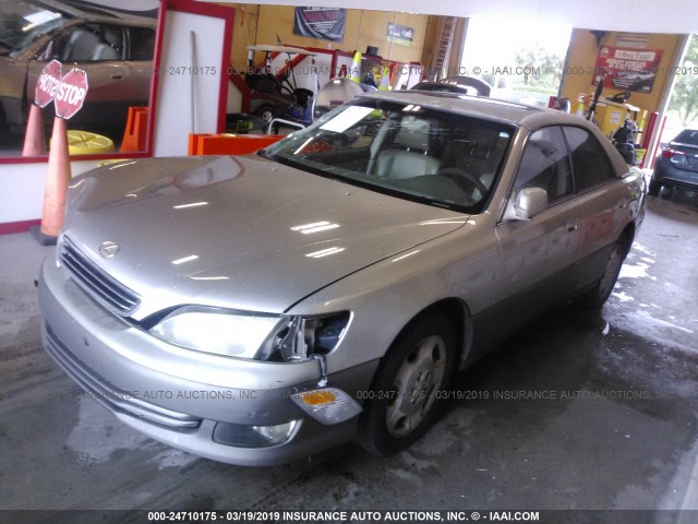 JT8BF28G4Y0277846 - 2000 LEXUS ES 300 GOLD photo 2