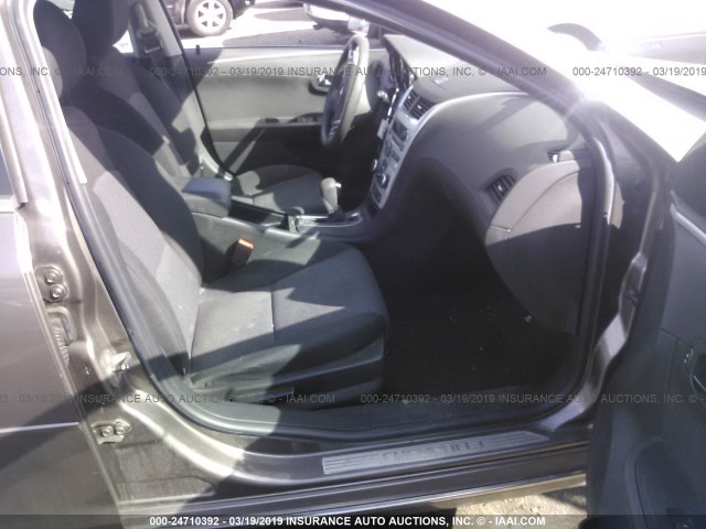 1G1ZC5E19BF338745 - 2011 CHEVROLET MALIBU 1LT 棕色 照片 5