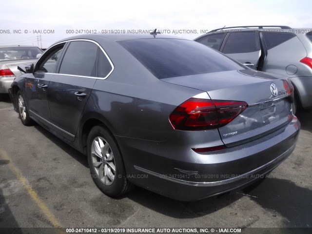 1VWAT7A36HC085611 - 2017 VOLKSWAGEN PASSAT S GRAY photo 3