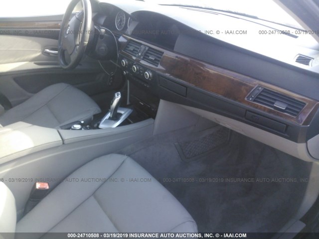 WBANW1C58AC167088 - 2010 BMW 535 I 灰色 照片 5