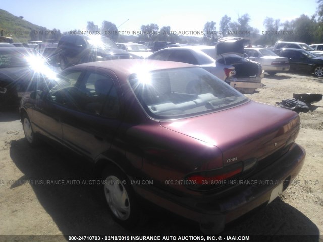 1Y1SK5287SZ085139 - 1995 GEO PRIZM LSI RED photo 3