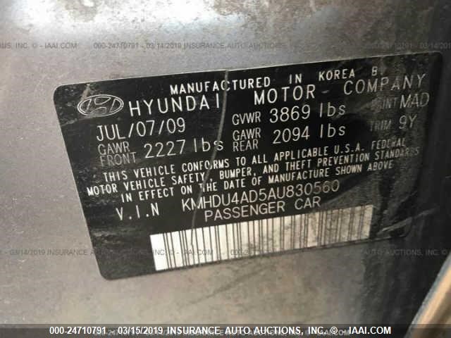 KMHDU4AD5AU830560 - 2010 HYUNDAI ELANTRA GRAY photo 9