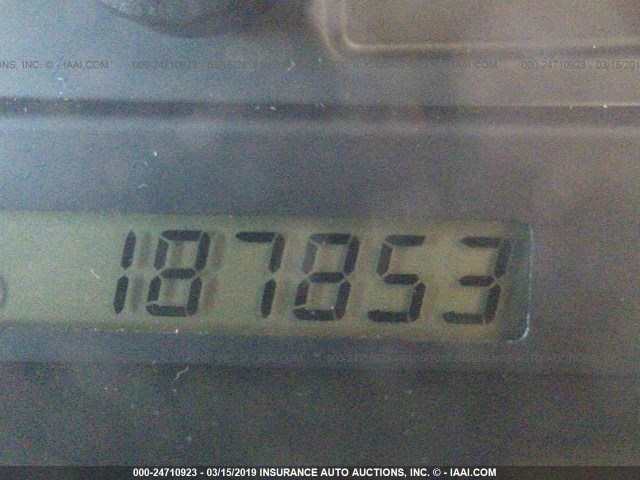 JTDBE32K030223377 - 2003 TOYOTA CAMRY LE/XLE 白色 照片 7