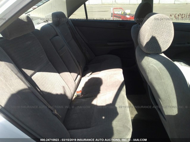 JTDBE32K030223377 - 2003 TOYOTA CAMRY LE/XLE 白色 照片 8