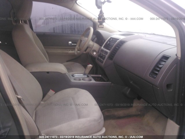 2FMDK36C28BA03129 - 2008 FORD EDGE SE GRAY photo 5