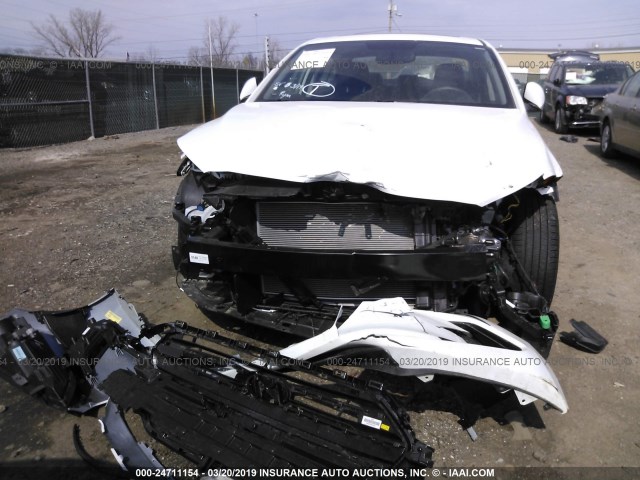 5NPD84LF6JH259629 - 2018 HYUNDAI ELANTRA SEL/VALUE/LIMITED WHITE photo 6