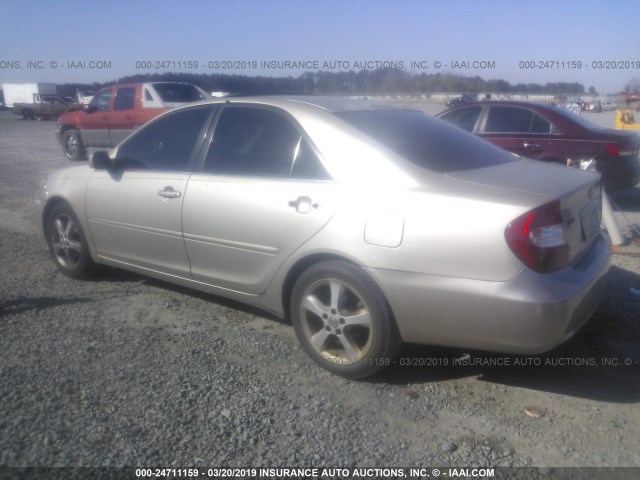 4T1BE30K13U244293 - 2003 TOYOTA CAMRY LE/XLE/SE GOLD photo 3