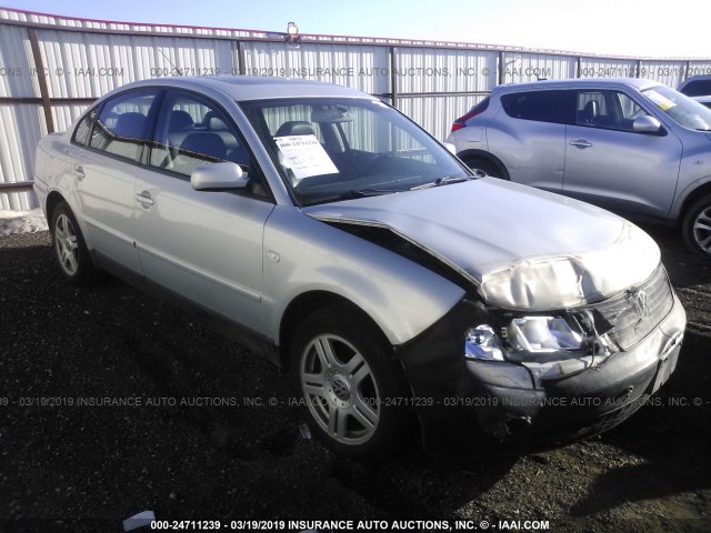 WVWBH63BX1P047112 - 2001 VOLKSWAGEN PASSAT GLX 银色 照片 1