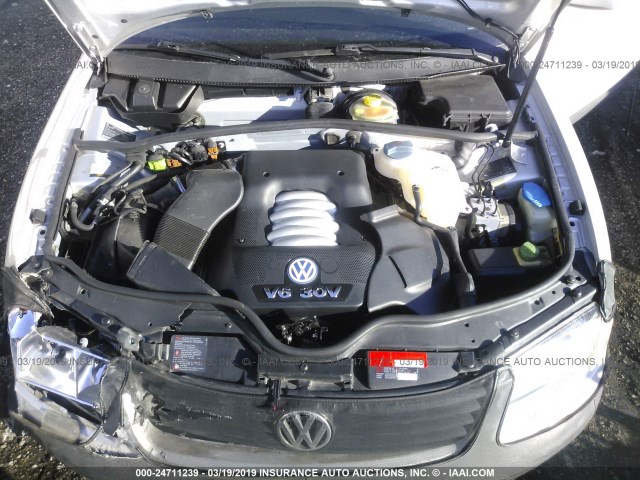 WVWBH63BX1P047112 - 2001 VOLKSWAGEN PASSAT GLX 银色 照片 10