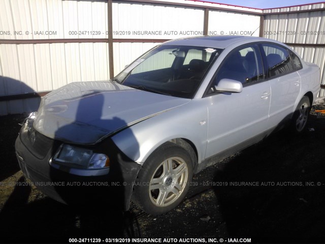 WVWBH63BX1P047112 - 2001 VOLKSWAGEN PASSAT GLX 银色 照片 2
