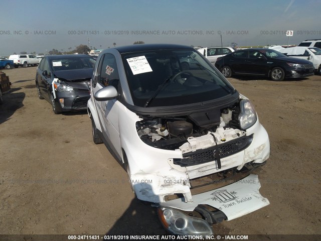 WMEEJ3BA1EK732869 - 2014 SMART FORTWO PURE/PASSION WHITE photo 6