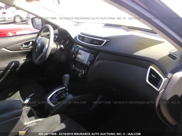 5N1AT2MTXEC857567 - 2014 NISSAN ROGUE S/SL/SV GRAY photo 5