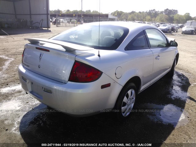 1G2AL15F577210968 - 2007 PONTIAC G5 SILVER photo 4