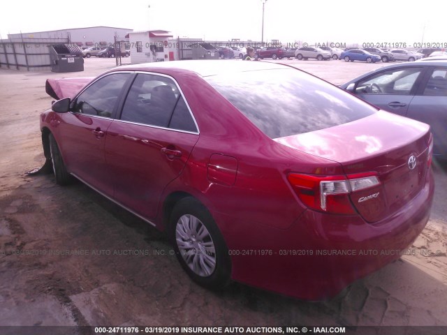 4T4BF1FK9ER417379 - 2014 TOYOTA CAMRY L/SE/LE/XLE 红色 照片 3