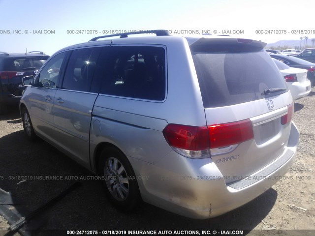 5FNRL38758B012529 - 2008 HONDA ODYSSEY EXL SILVER photo 3