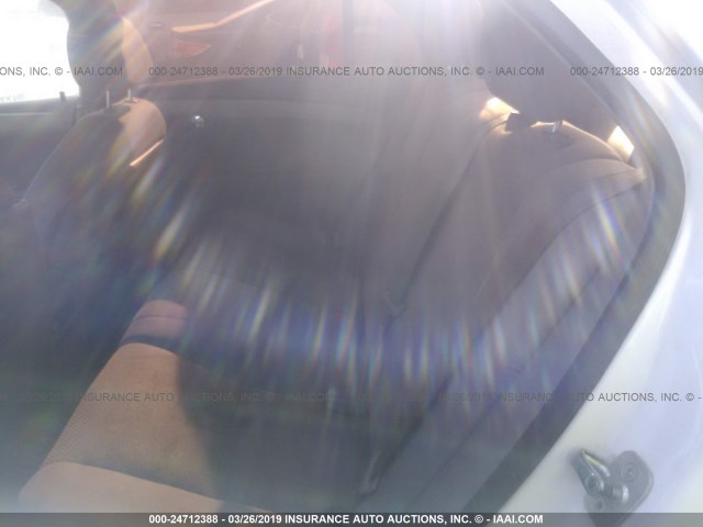 1G1ZG57B294119495 - 2009 CHEVROLET MALIBU LS WHITE photo 8