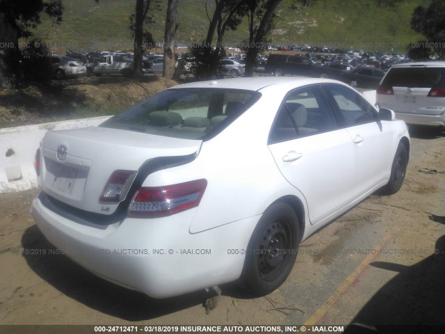 4T4BF3EK7BR207596 - 2011 TOYOTA CAMRY SE/LE/XLE WHITE photo 4