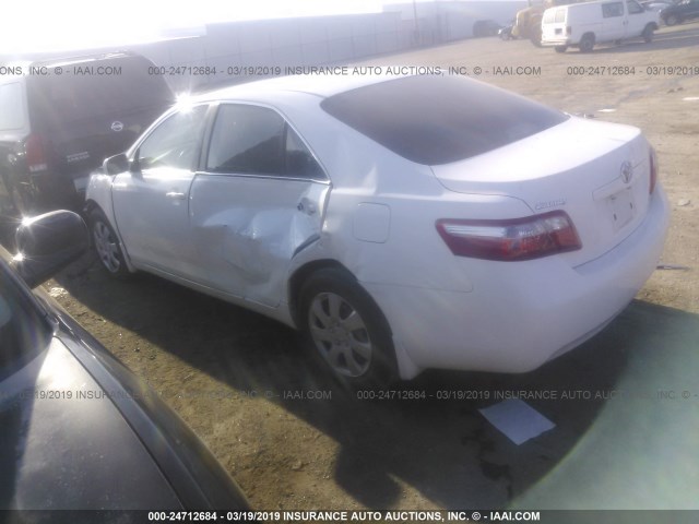 4T1BE46K39U874242 - 2009 TOYOTA CAMRY SE/LE/XLE WHITE photo 3