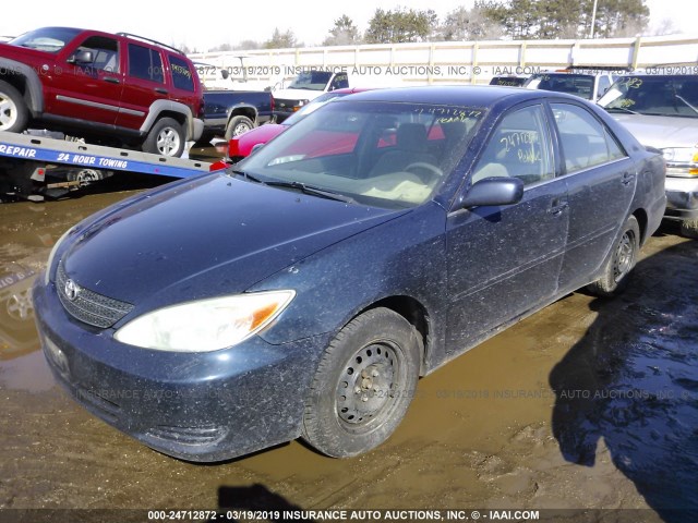 4T1BE32K53U227672 - 2003 TOYOTA CAMRY LE/XLE/SE BLUE photo 2