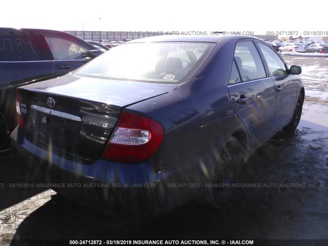 4T1BE32K53U227672 - 2003 TOYOTA CAMRY LE/XLE/SE BLUE photo 4