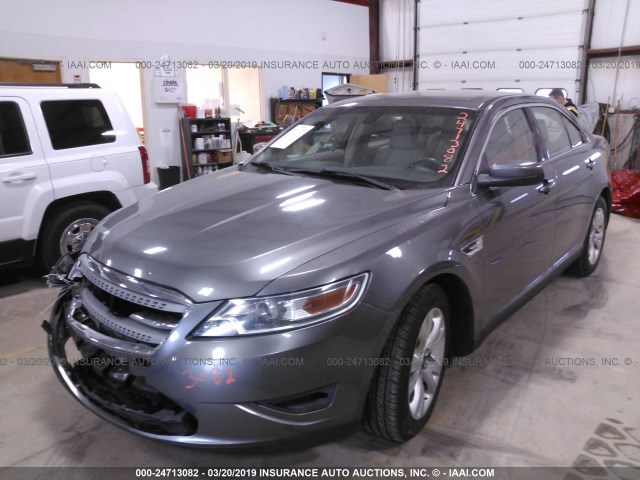 1FAHP2EW8BG109314 - 2011 FORD TAURUS SEL GRAY photo 2