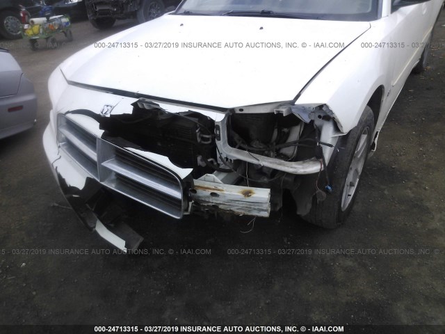 2B3LA43G26H296459 - 2006 DODGE CHARGER SE/SXT WHITE photo 6