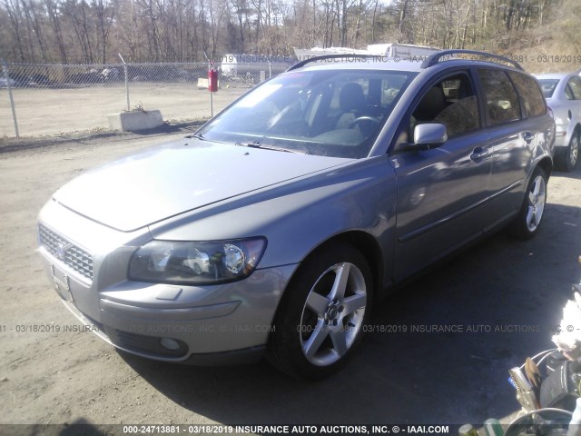 YV1MJ682152083631 - 2005 VOLVO V50 T5 GRAY photo 2