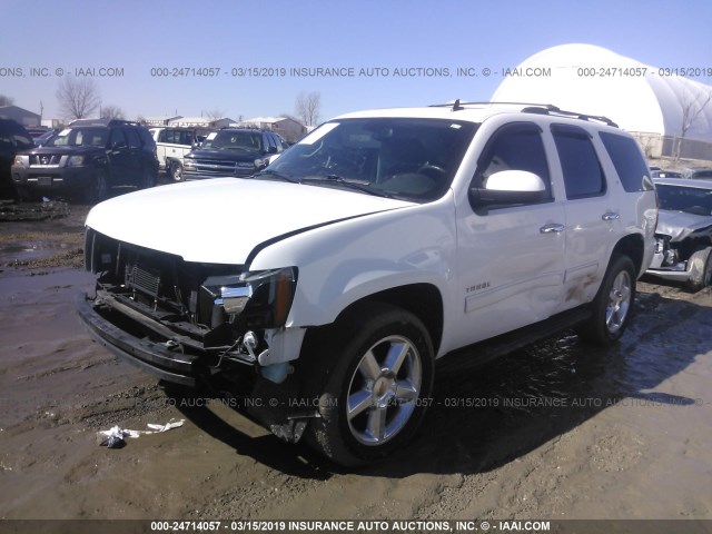 1GNSKBE08CR155703 - 2012 CHEVROLET TAHOE K1500 LT WHITE photo 2