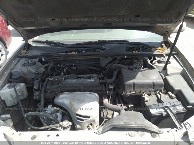 4T1BE32K93U781667 - 2003 TOYOTA CAMRY LE/XLE/SE GOLD photo 10