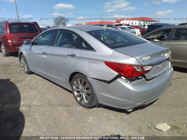 5NPEC4AB0BH268282 - 2011 HYUNDAI SONATA SE/LIMITED SILVER photo 3