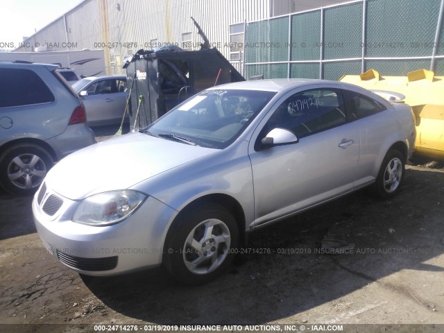 1G2AL15F177125724 - 2007 PONTIAC G5 SILVER photo 2