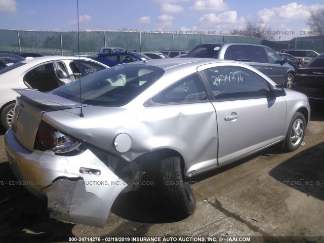 1G2AL15F177125724 - 2007 PONTIAC G5 SILVER photo 4
