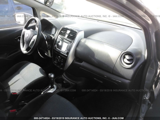 3N1CE2CP8GL360586 - 2016 NISSAN VERSA NOTE S/S PLUS/SV/SL/SR GRAY photo 5