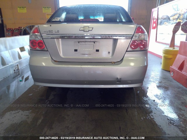 KL1TD56638B084252 - 2008 CHEVROLET AVEO LS SILVER photo 6