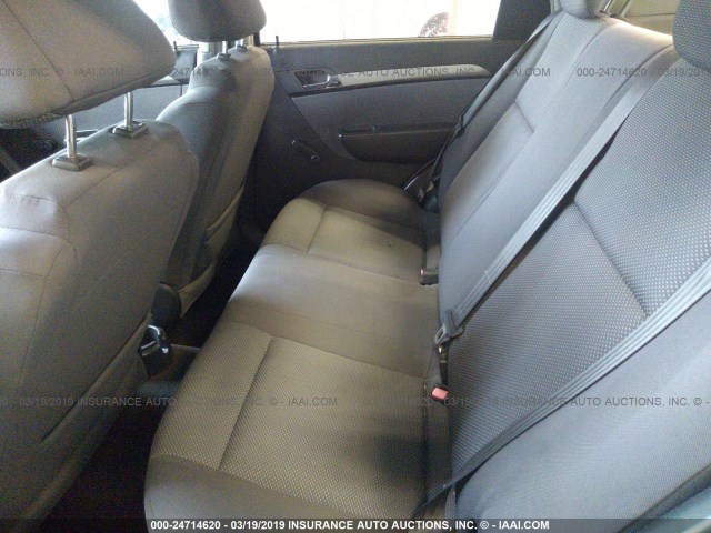 KL1TD56638B084252 - 2008 CHEVROLET AVEO LS SILVER photo 8