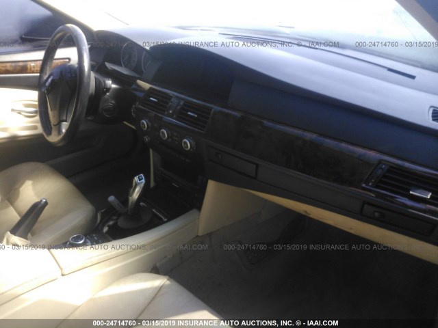 WBANU5C5XAC126264 - 2010 BMW 528 BLACK photo 5