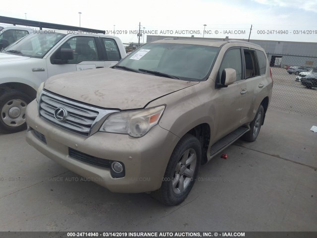 JTJBM7FX6B5029368 - 2011 LEXUS GX GOLD photo 2