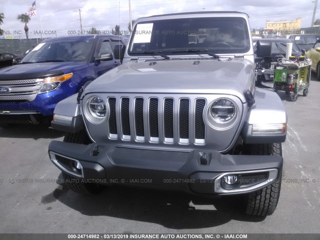 1C4HJXEG5JW153759 - 2018 JEEP WRANGLER UNLIMITED SAHARA GRAY photo 6