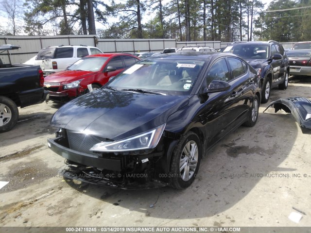 5NPD84LF0KH427959 - 2019 HYUNDAI ELANTRA SEL/VALUE/LIMITED BLACK photo 2