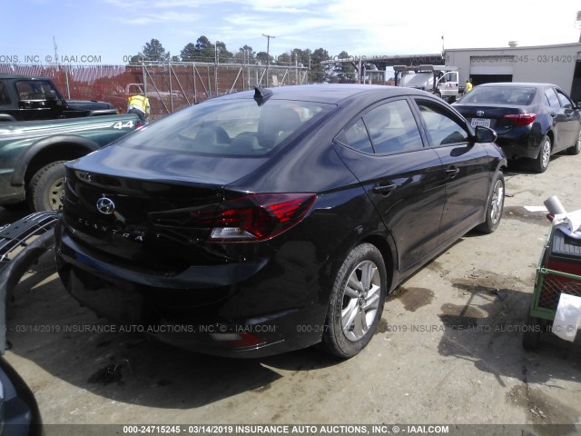 5NPD84LF0KH427959 - 2019 HYUNDAI ELANTRA SEL/VALUE/LIMITED BLACK photo 4