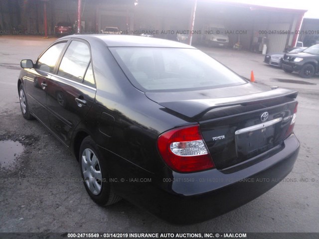 4T1BE32K02U107261 - 2002 TOYOTA CAMRY LE/XLE/SE BLACK photo 3