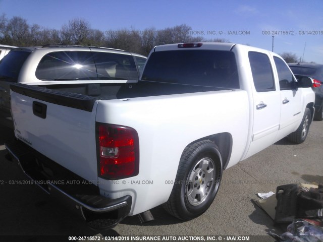 3GCEC13J48G288667 - 2008 CHEVROLET SILVERADO C1500 WHITE photo 4